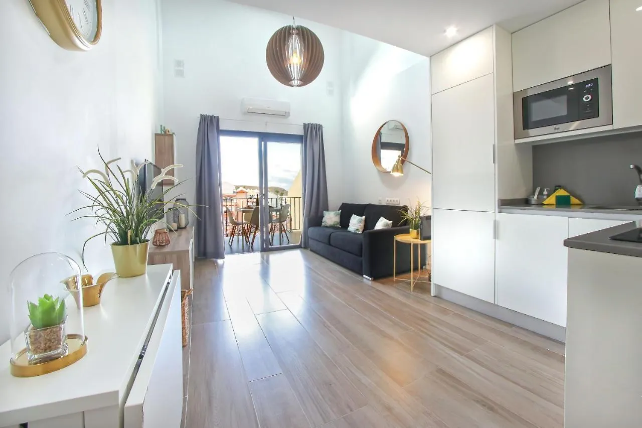Amazing Maisonette With A Sea View And A Pool Access Los Cristianos  Apartamento