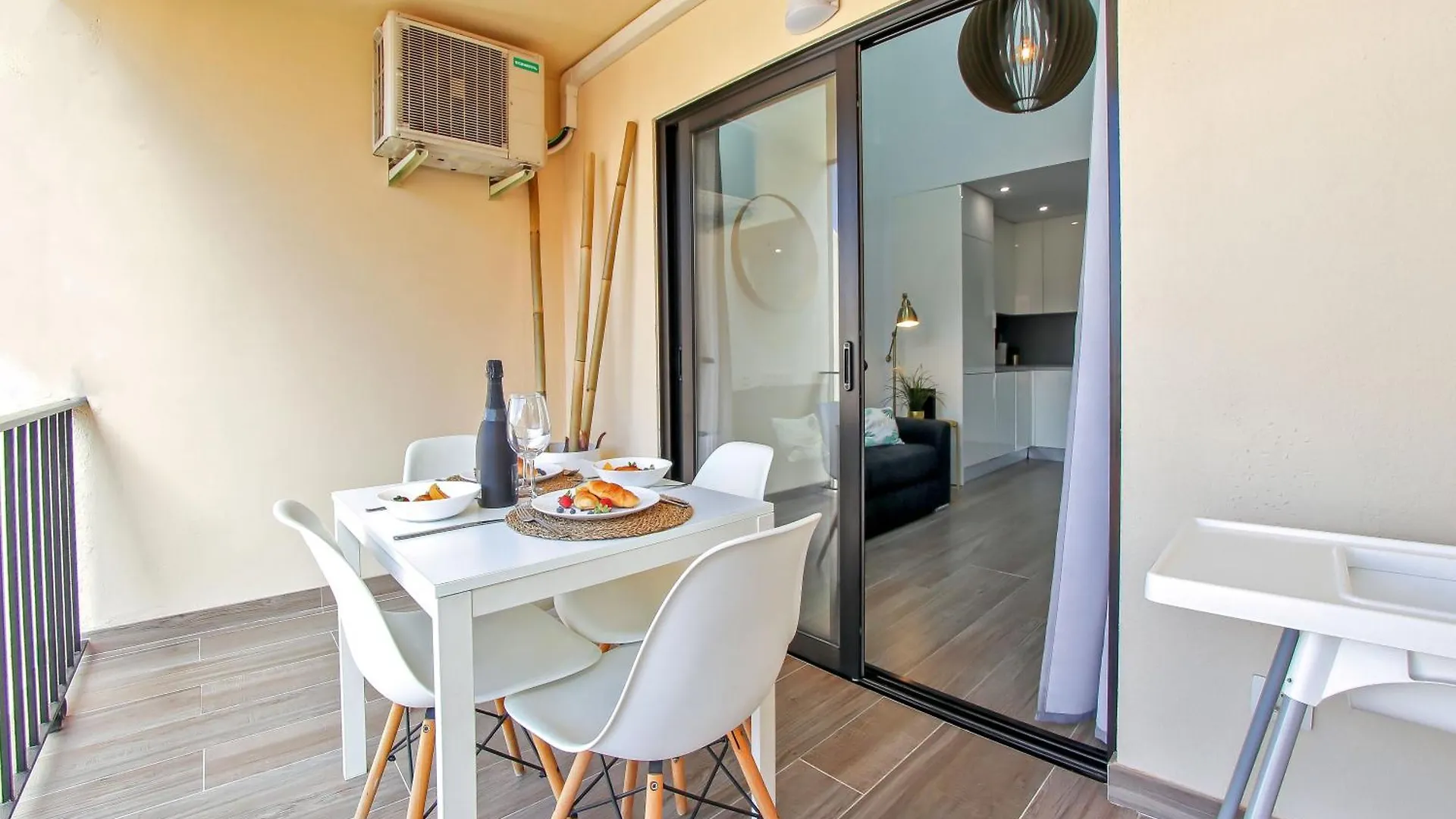Amazing Maisonette With A Sea View And A Pool Access Los Cristianos