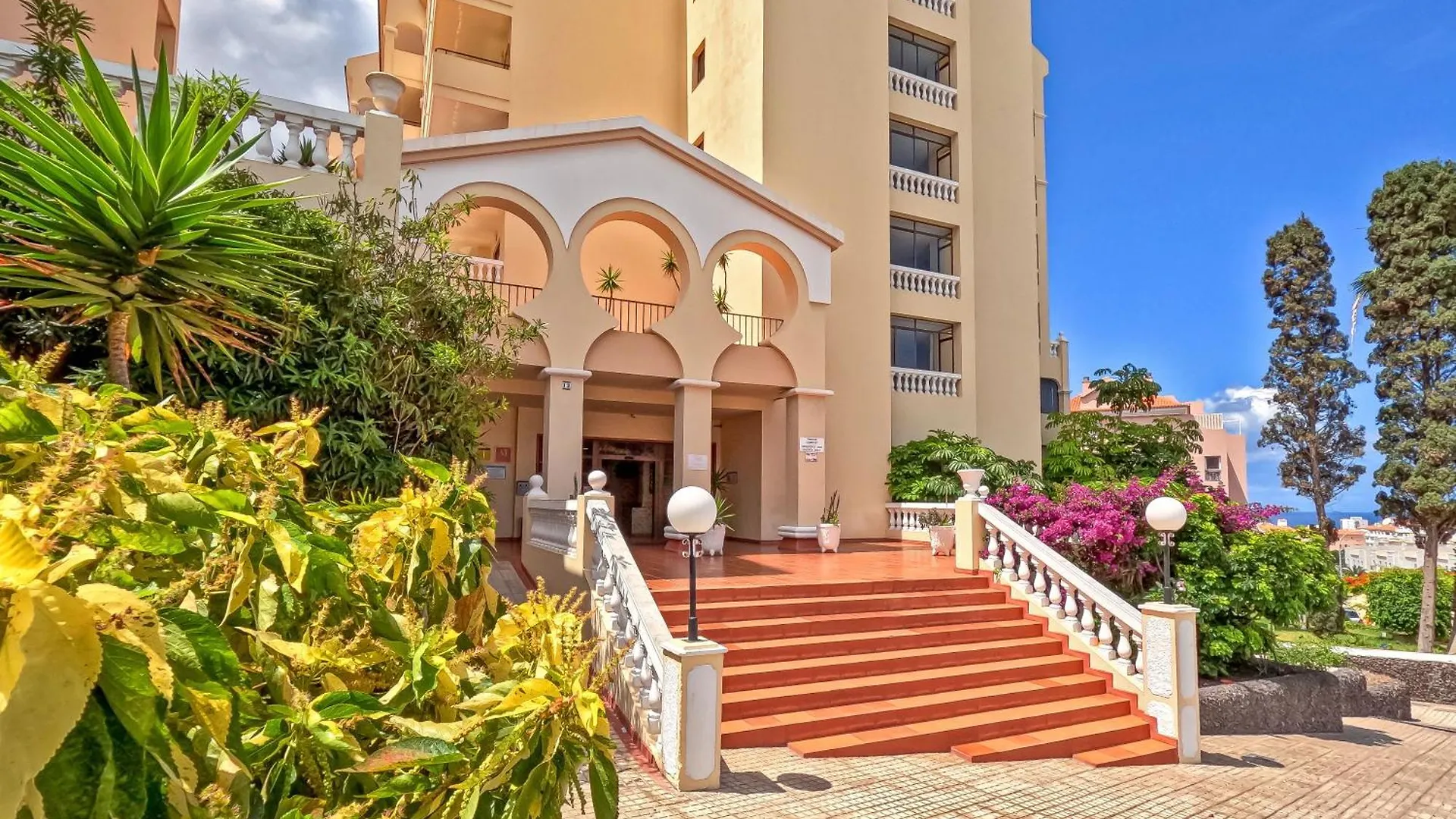 Amazing Maisonette With A Sea View And A Pool Access Los Cristianos