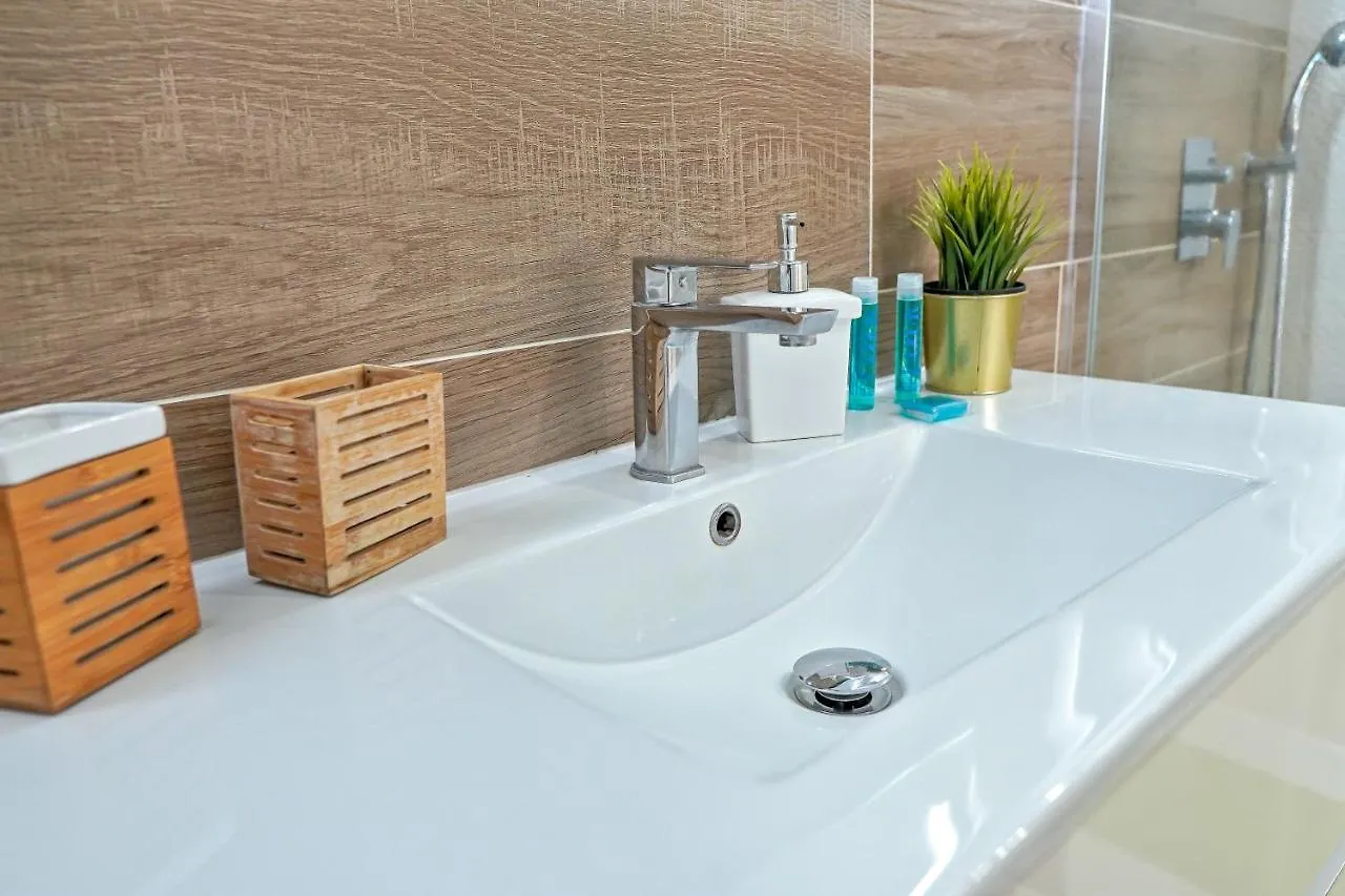 לוס כריסטיאנוס Amazing Maisonette With A Sea View And A Pool Access 0*, לוס כריסטיאנוס ספרד